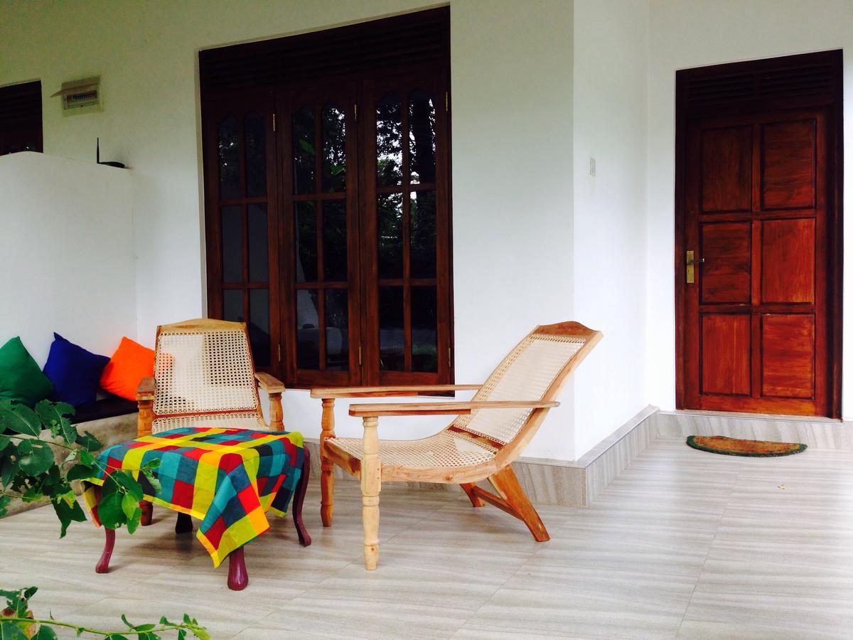 Mowgli Cottage Szigirija Kültér fotó